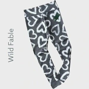 NWT | WILD FABLE | GREY & WHITE HIGH WAISTED HEART LEGGINGS | WOMENS SIZE MEDIUM